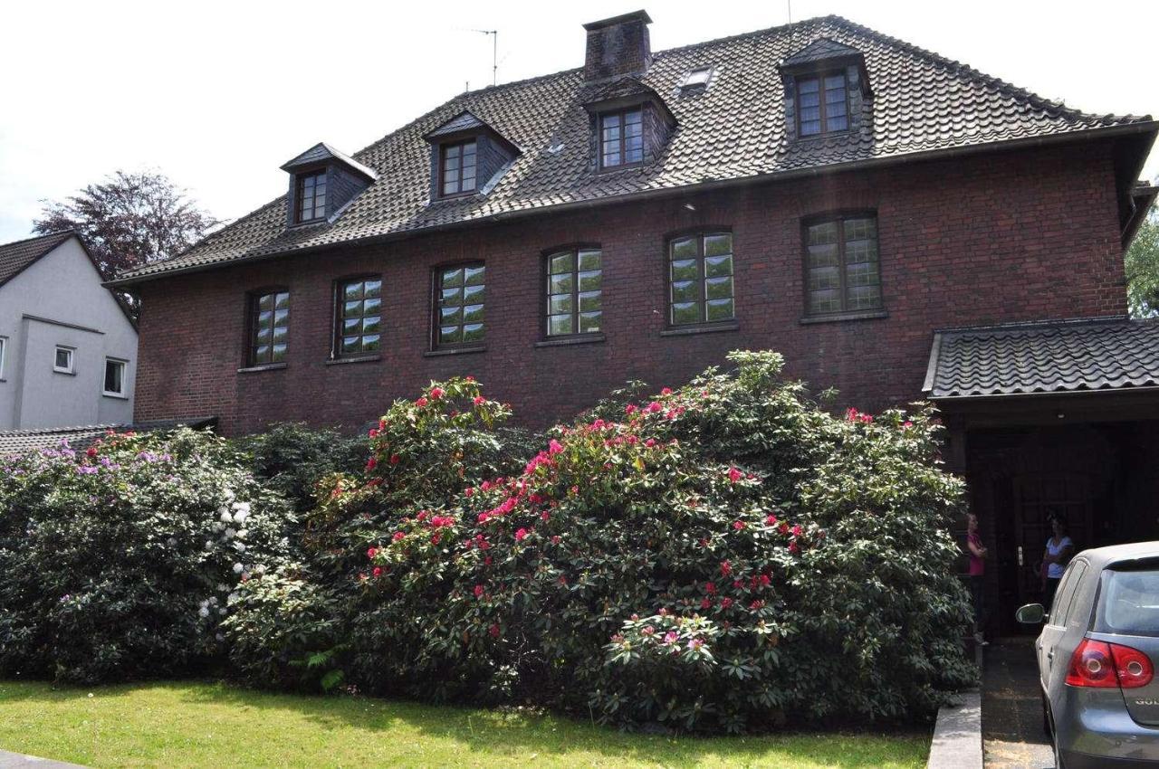Alleesuite, Naehe Messe, Rue, Baldeneysee, Zentral, Netflix * Essen