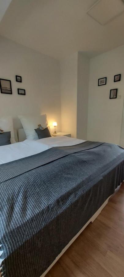 Alleesuite, Naehe Messe, Rue, Baldeneysee, Zentral, Netflix Apartment